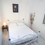 Hotel apartamentowy Arney
