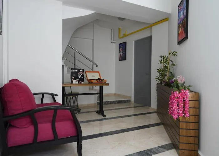 Arney Apartahotel 3*